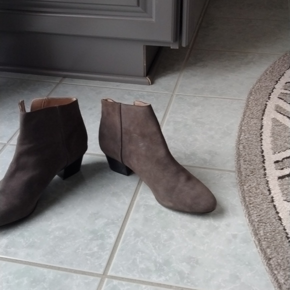 Boot - Picture 3 of 3